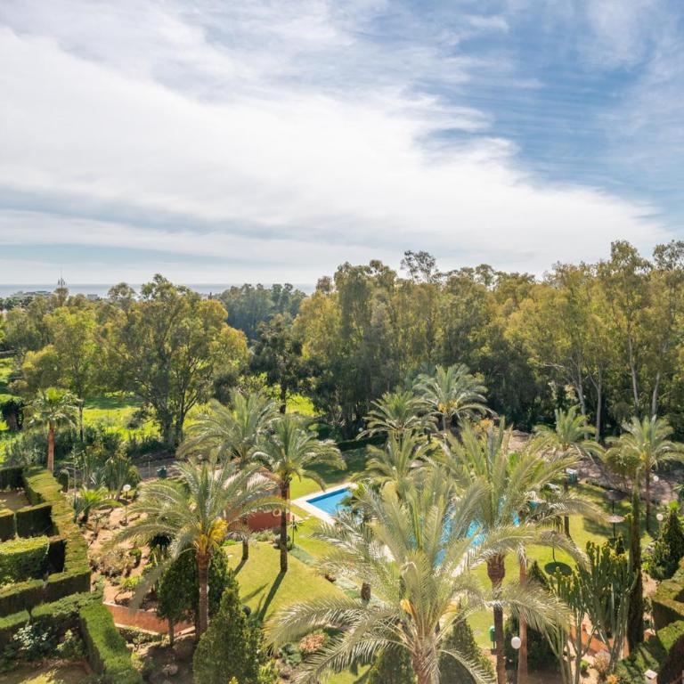 Apartamento con piscina, golf y solarium by Rent Me - Two-Bedroom Apartment - 35