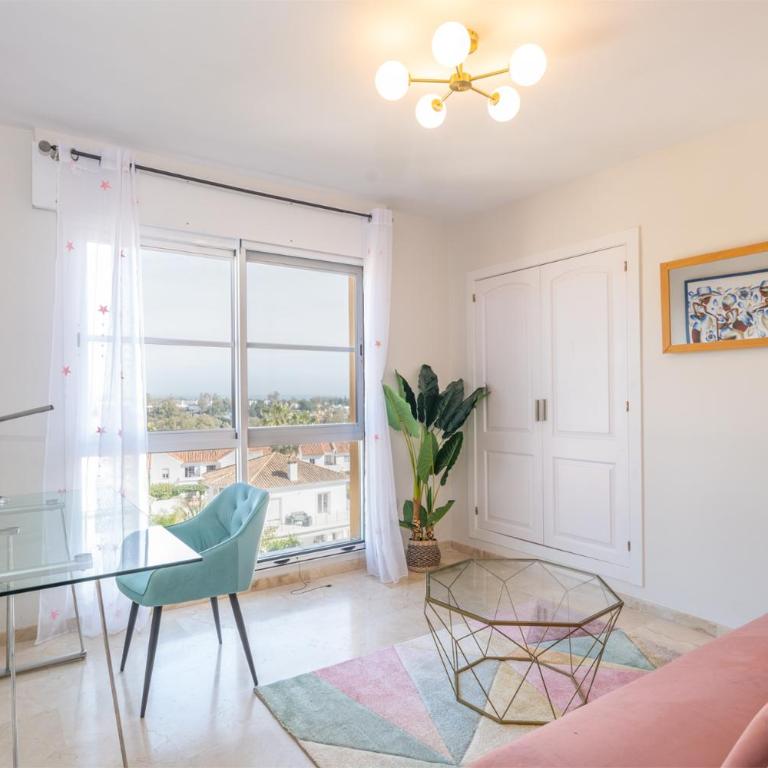 Apartamento con piscina, golf y solarium by Rent Me - Two-Bedroom Apartment - 20