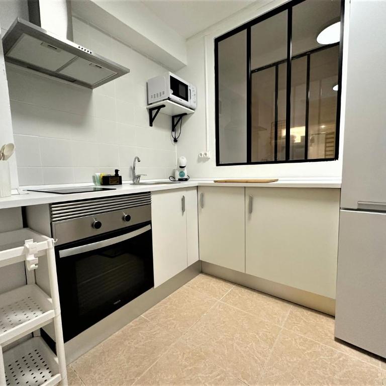 TarracoHomes, TH09 Studio Cathedral con aire acondicionado - Apartamento - 4