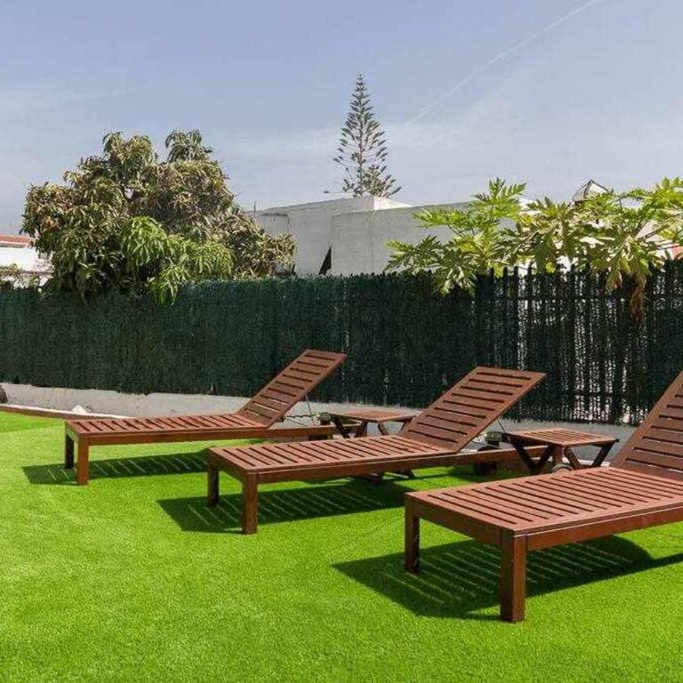 Sunset Bungalow - Three-Bedroom Apartment - 3