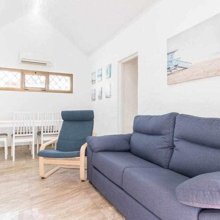 Sunset Bungalow - Three-Bedroom Apartment - 18