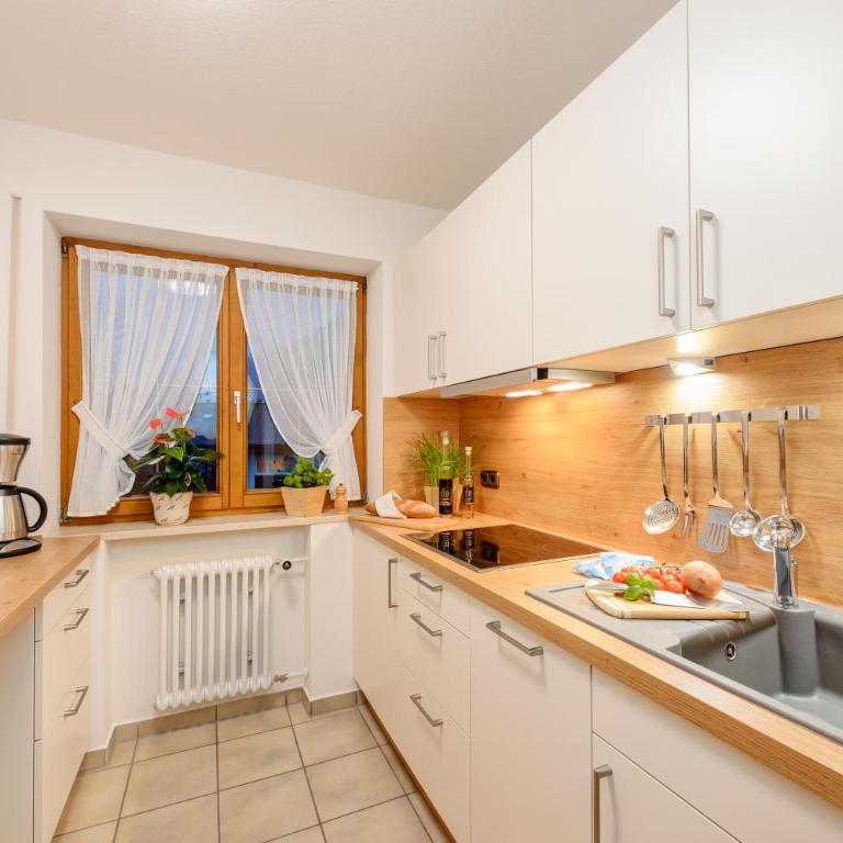Hotel Rubihaus - Apartment mit Balkon - 5