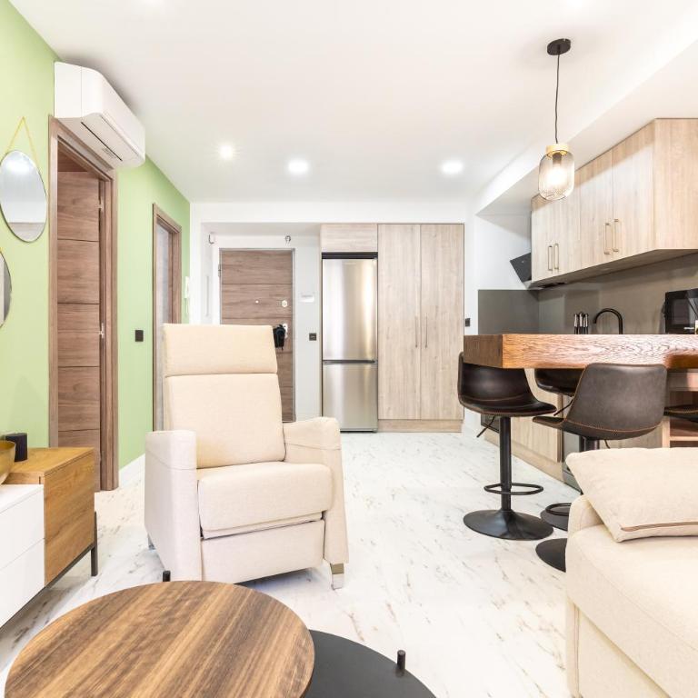Apartaments Paseo Marítimo by Expoholidays - Apartamento de 1 dormitorio con vistas a la calle - 2
