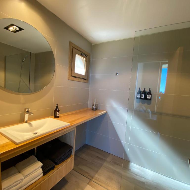 Wa One Lake Homes - Apartment with Lake View - 4