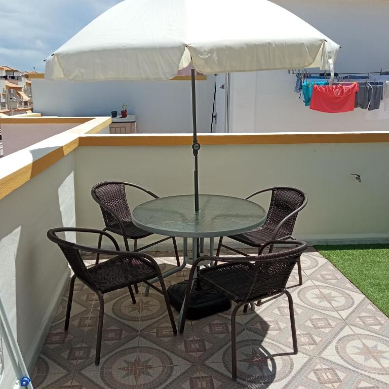 Precioso bungalow en gran alacant - Three-Bedroom House - 40