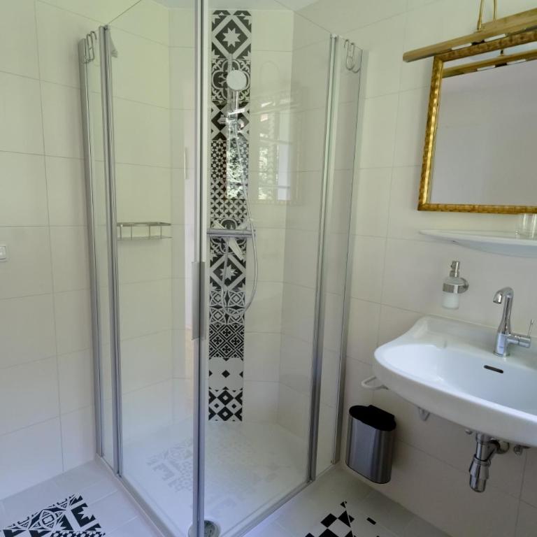 Villa Schwertführer - Apartment mit 1 Schlafzimmer - 11
