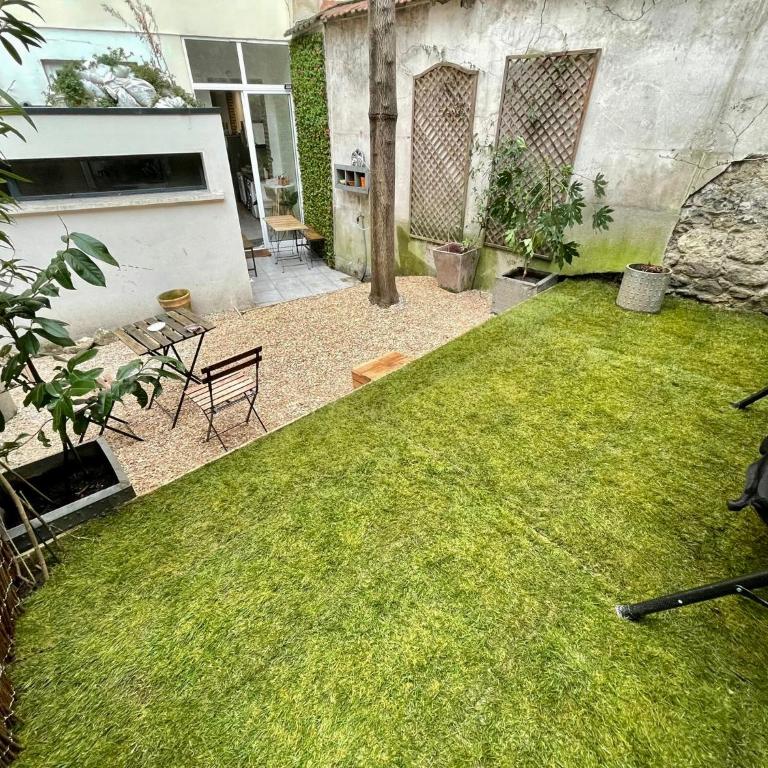 Rare! private garden in Paris, close to Sacre Coeur Basilica! - Appartement - Rez-de-Chaussée - 14