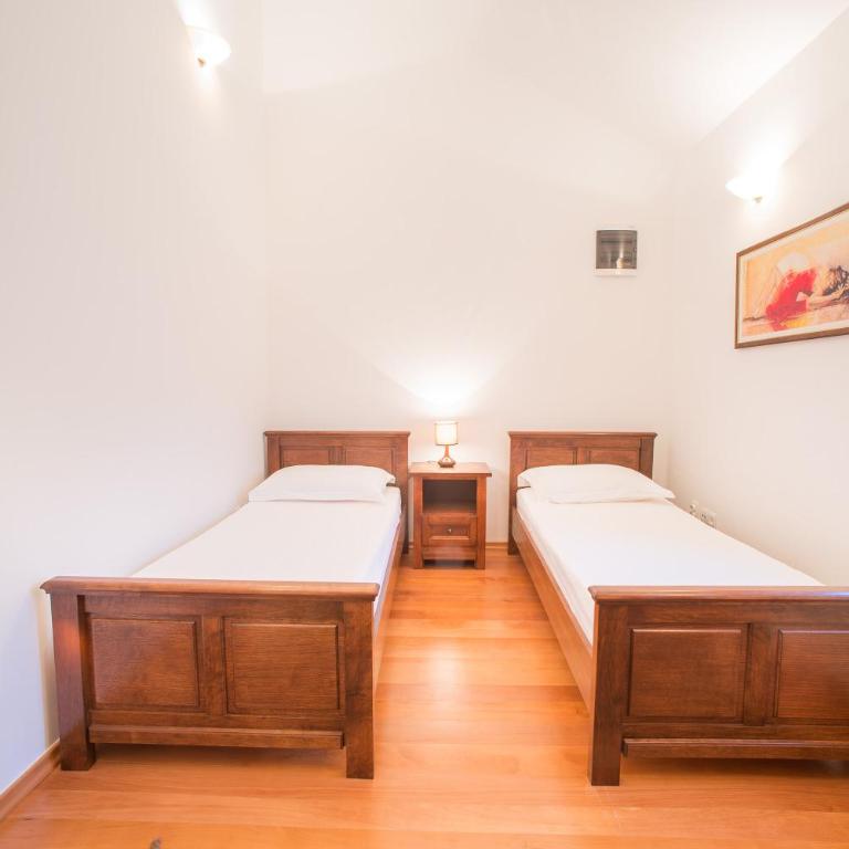 Kuća Garbo Vila - Three-Bedroom Villa - 7