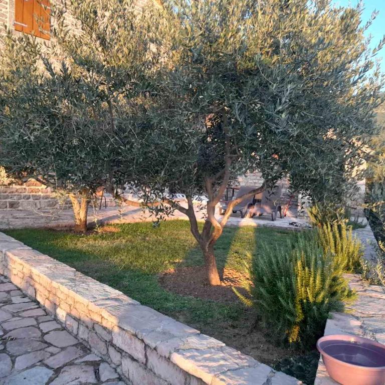 Kuća Garbo Vila - Three-Bedroom Villa - 12