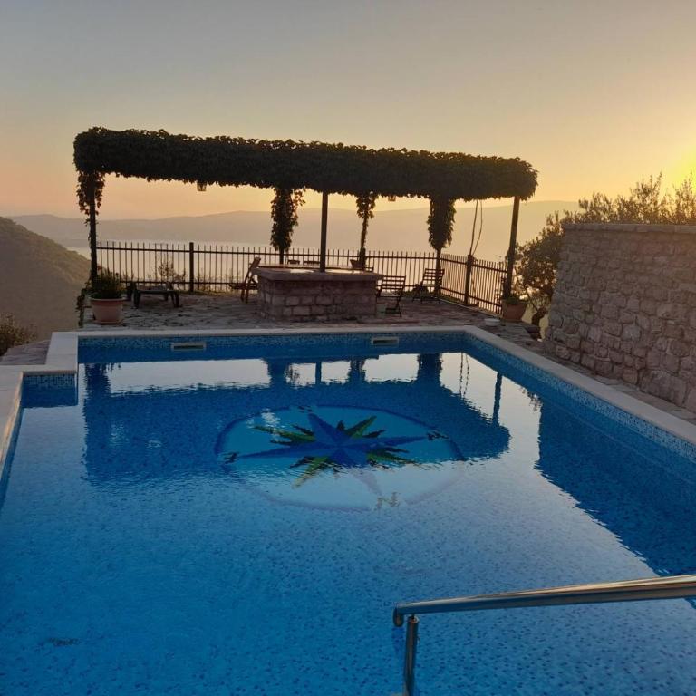 Kuća Garbo Vila - Three-Bedroom Villa - 19