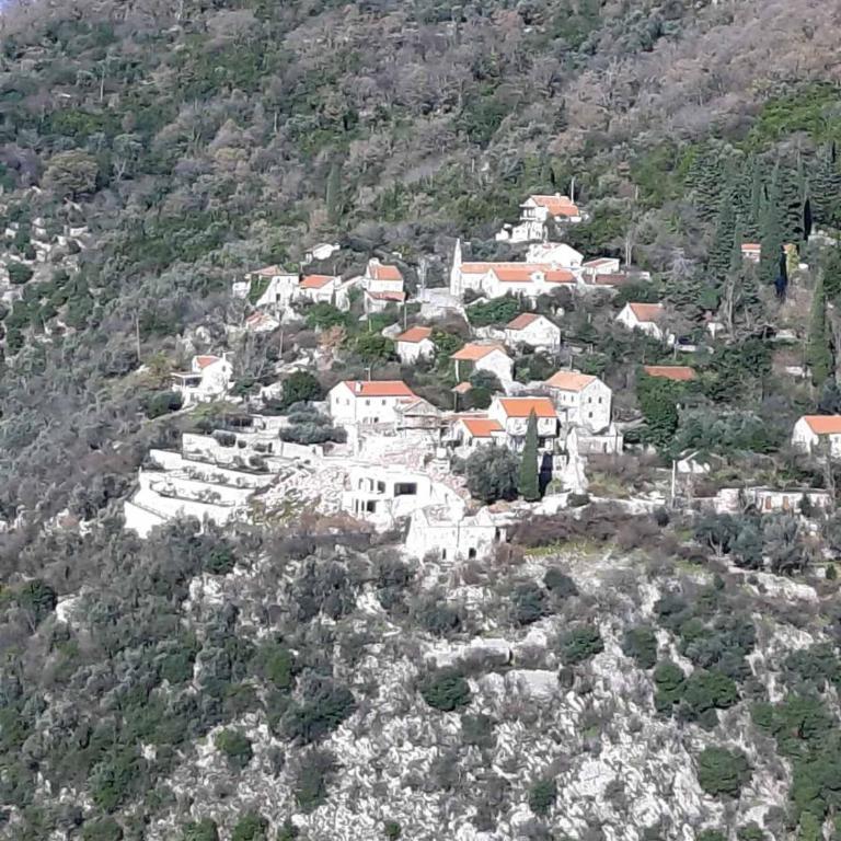 Kuća Garbo Vila - Three-Bedroom Villa - 23