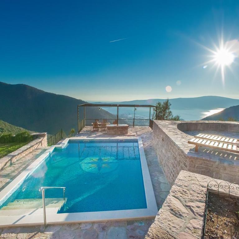 Kuća Garbo Vila - Three-Bedroom Villa - 33