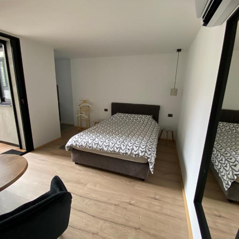 Apartment Nevena 3 - Studio s Pogledom na Vrt - 11