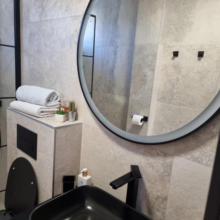 Villa with Pool & Garden apartment 2 Vuk - Two-Bedroom Apartment - 32