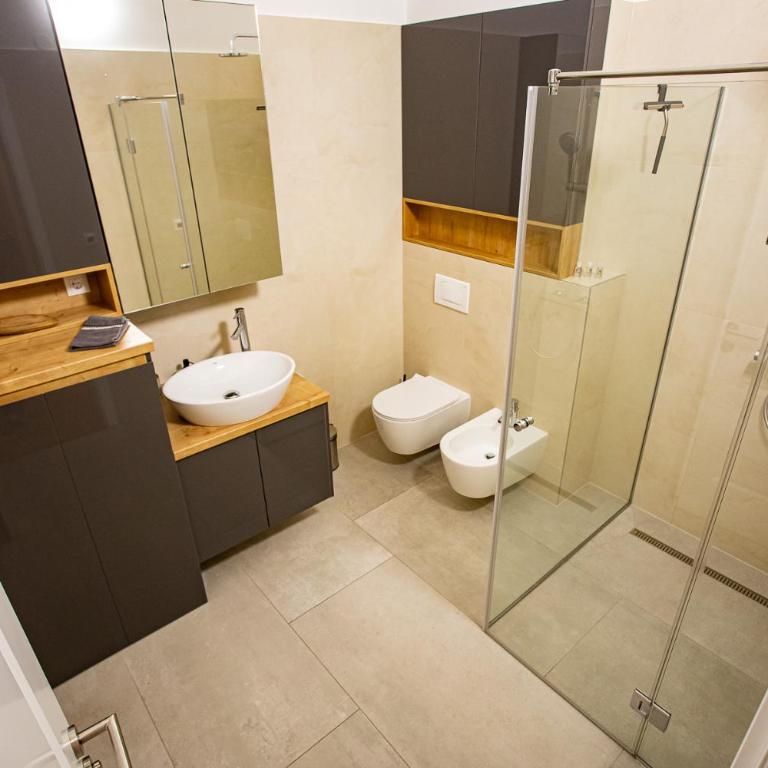 Exclusive Penthouse Old town with sauna and jacuzzi - Three-Bedroom Apartment - 25