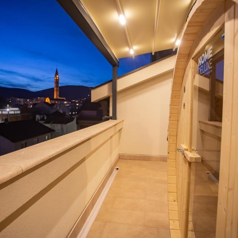Exclusive Penthouse Old town with sauna and jacuzzi - Three-Bedroom Apartment - 9