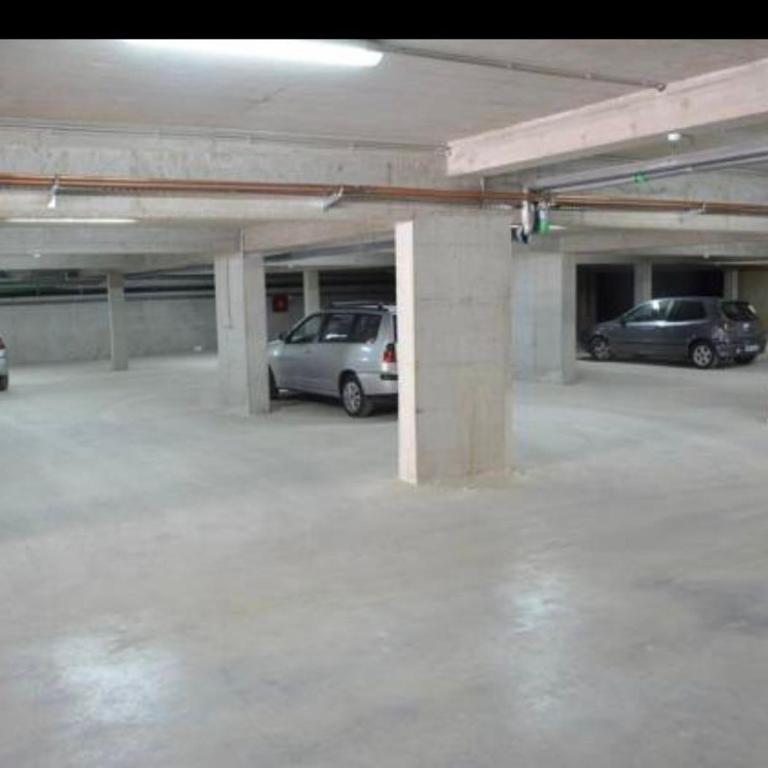 Exclusive Penthouse Old town with sauna and jacuzzi - Three-Bedroom Apartment - 34