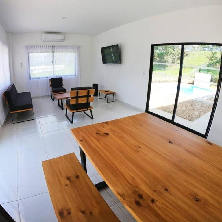 Piscina privada y mucha tranquilidad. - Casa de 3 dormitorios - 24
