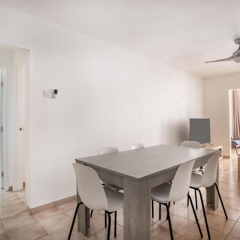 Castle Harbour Feel like home Flat II Los Cristianos LoveTenerife - Apartamento - 2