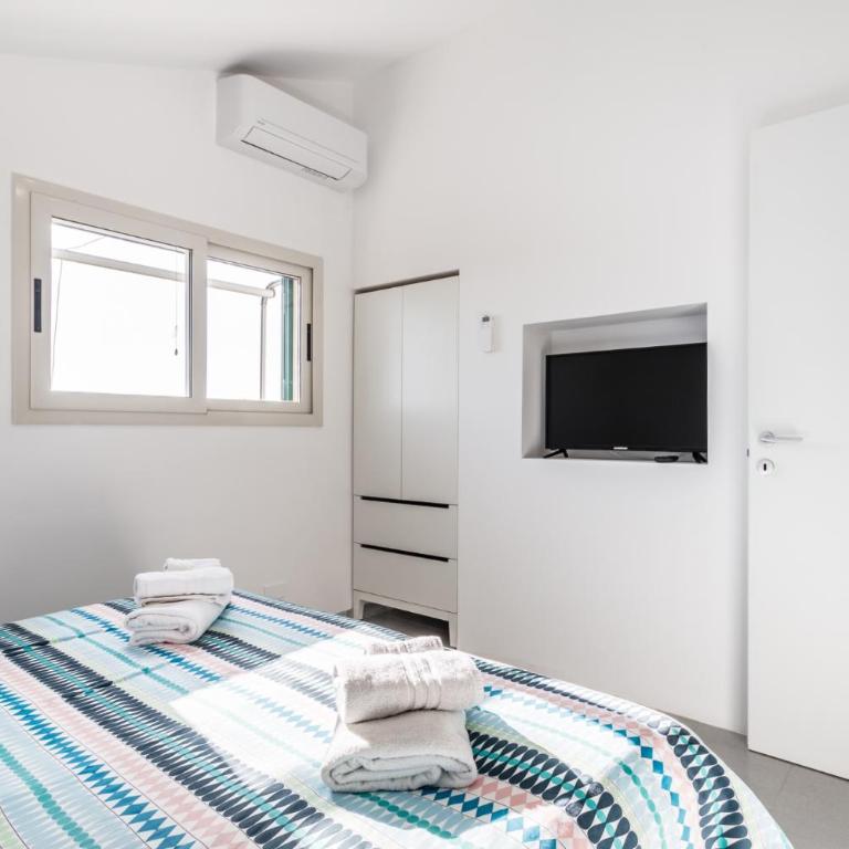 Artemide: Mansarda Vista Mare - Appartamento con Vista Mare - 21