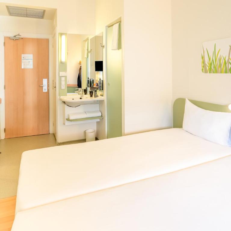 Ibis Budget Madrid Calle Alcalá - Habitación Doble - 2 camas - 7