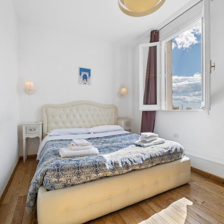 Domus Karalis - Double Room - 1