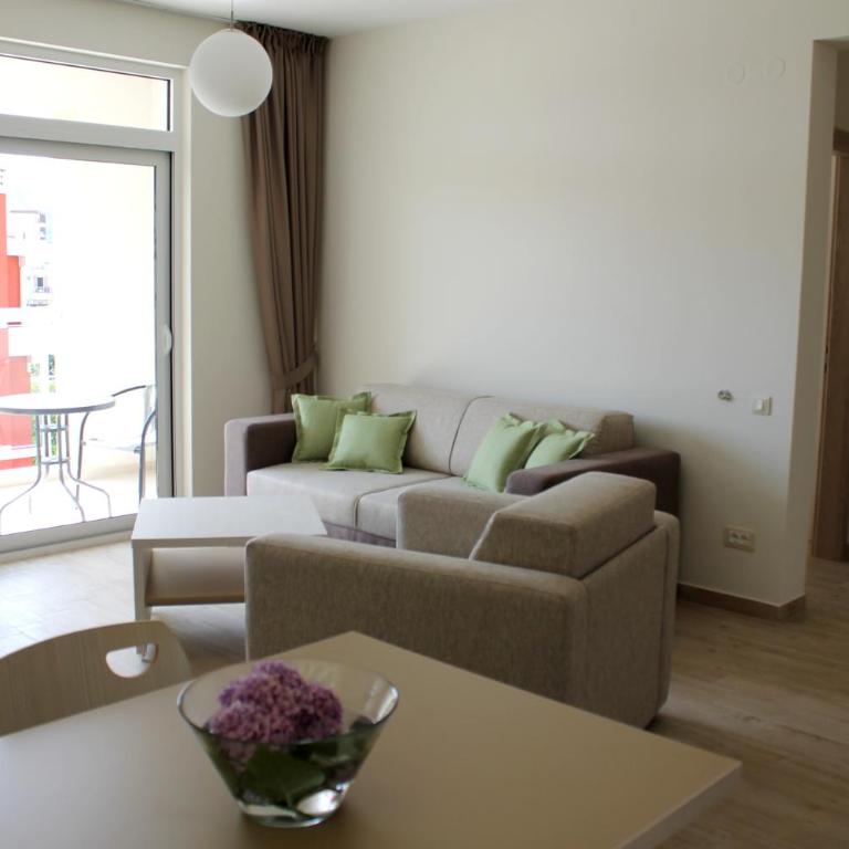 Apartments Lavanda - One-Bedroom Apartment with Balcony - 1