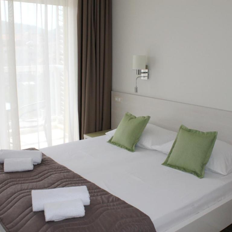 Apartments Lavanda - One-Bedroom Apartment with Balcony - 8