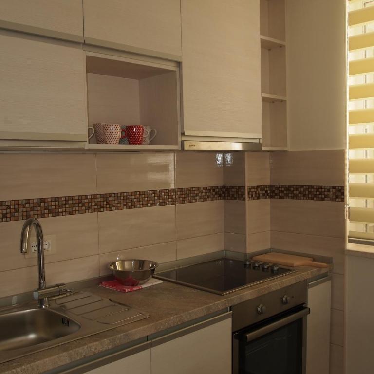 Apartments Lavanda - One-Bedroom Apartment with Balcony - 3