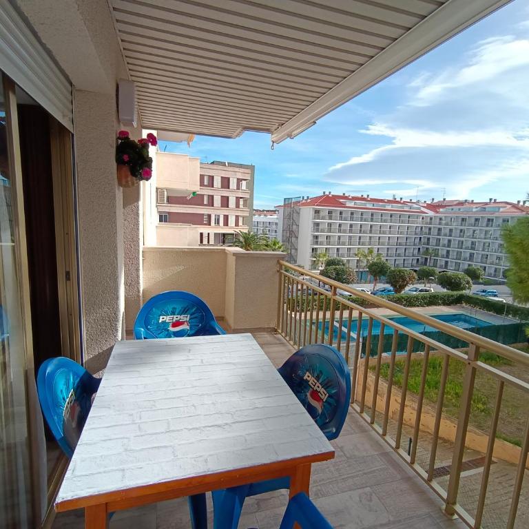 Jescamar 2 - Two-Bedroom Apartment - 14