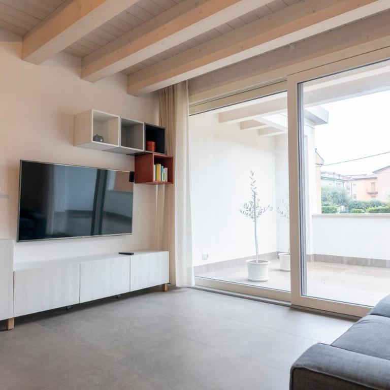 Verona Urban Apartment - Appartamento con 2 Camere da Letto - 4