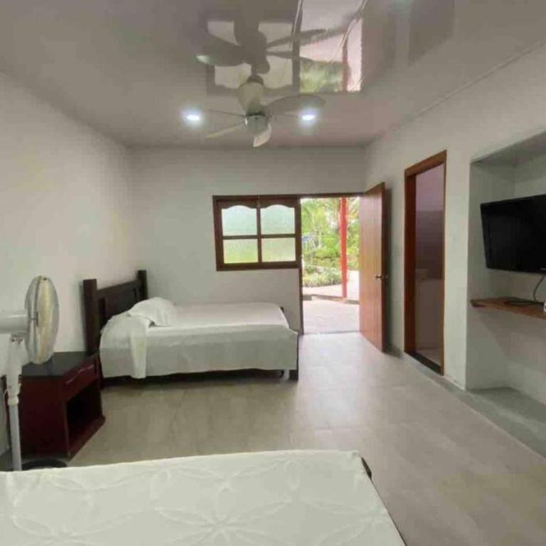 FINCA EL PORVENIR - Three-Bedroom Villa - 30