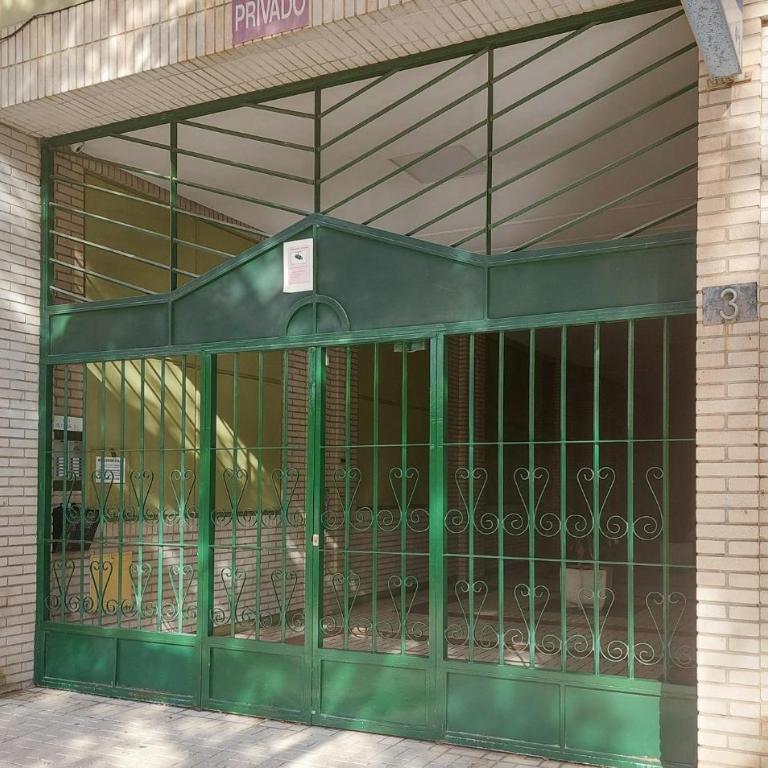4 Bedroom Cozy Apartment In Málaga - Apartamento con 4 dormitorios - 12