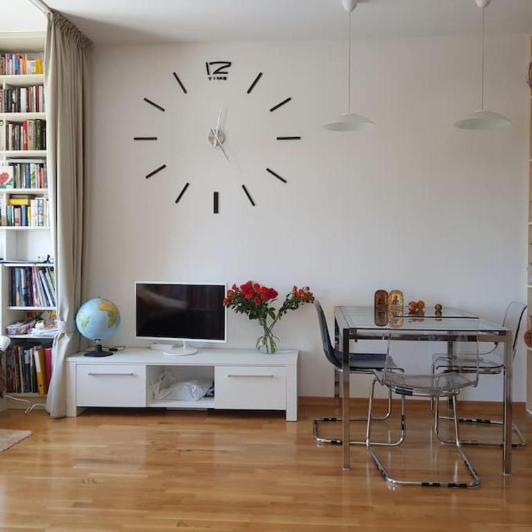Стильная квартира с видом на море и библиотекой - Studio Apartman - 7