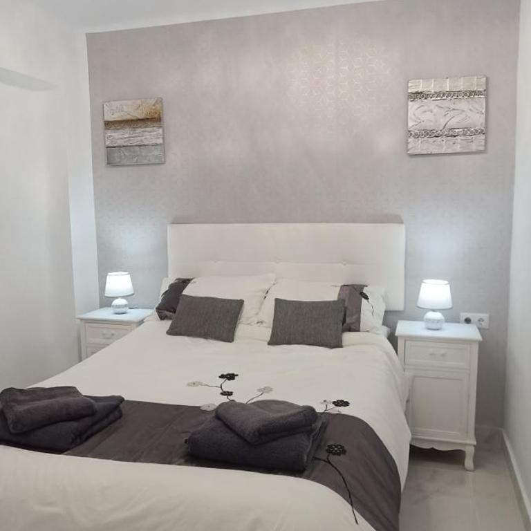 Beachfront Apartment with Sea View & Balcony PMT16 - Apartamento de 3 dormitorios - 4