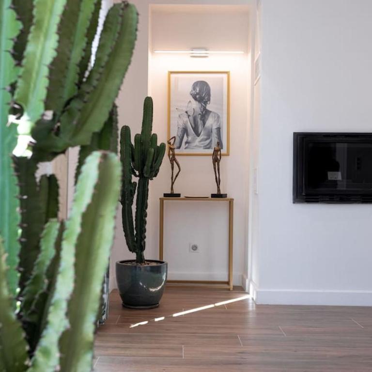 Luxury Apt With Balcony On Famous Rue D'antibes! - Kiss Apartment by Halldis - Apartamento de 3 dormitorios - 7