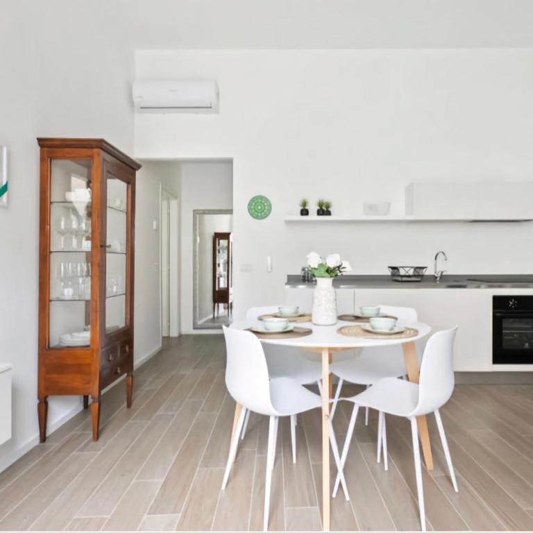 SOFIA LAKE SUITE - Appartamento con 1 Camera da Letto - 4