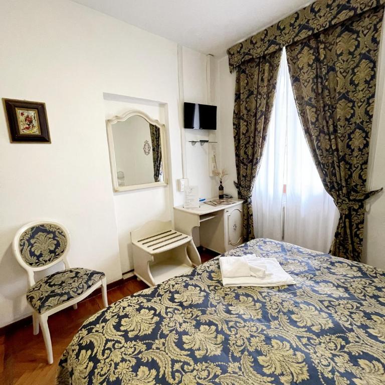 Hotel Terzo Crotto - Camera Standard Matrimoniale/Doppia con Letti Singoli - 11