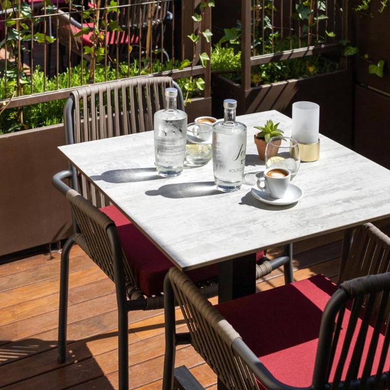 JOE'S GOMILA BOUTIQUE HOTEL - Suite Junior con terraza - 15