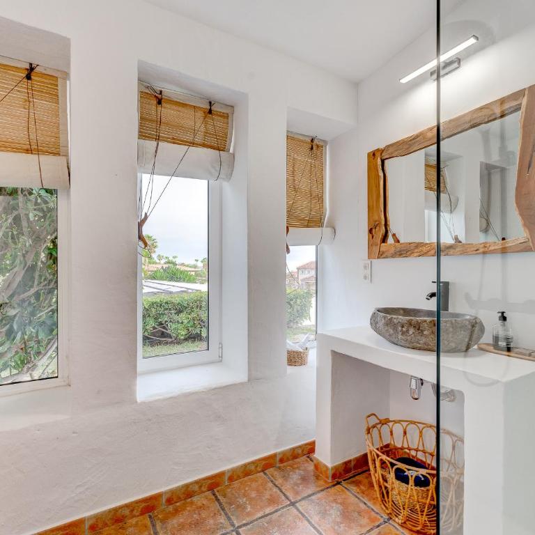 Charming Vila with private and heated pool - Villa Superior - 38