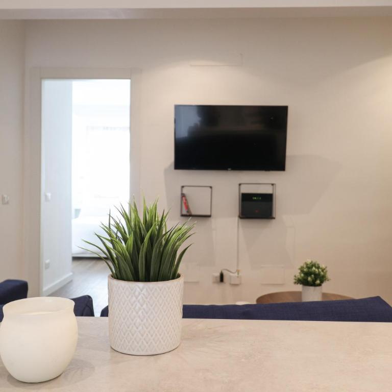 Ziani 5 Rome Vatican Apartment - Two-Bedroom Apartment - 11