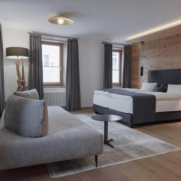 Hotel Baer & Post Zernez - Superior Doppelzimmer Plus - 5