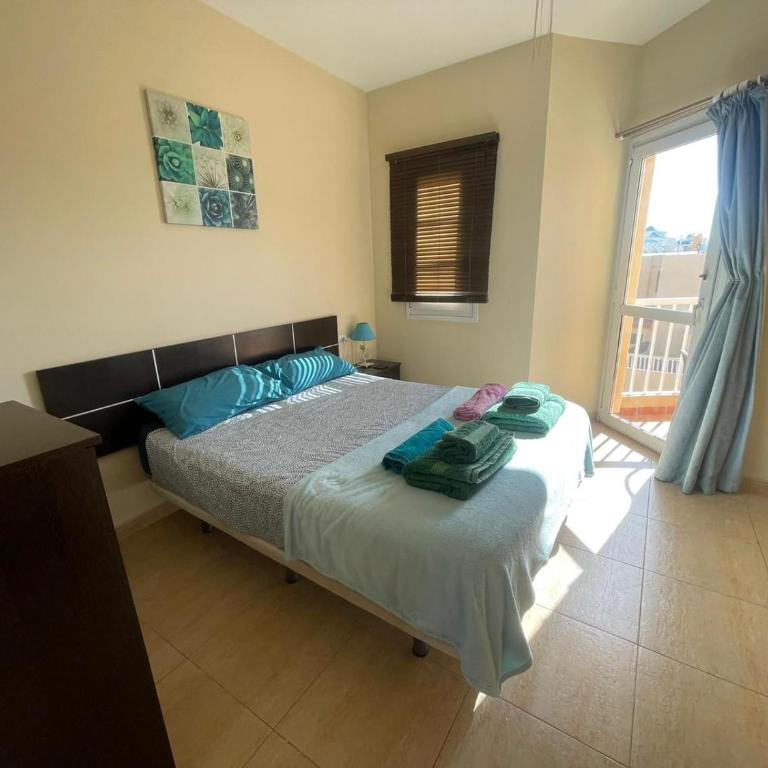 Mi casa su casa - Two-Bedroom House - 16
