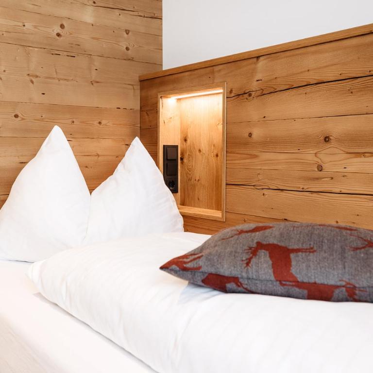 Embacher Sporthotel - Einzelzimmer mit Balkon - 3