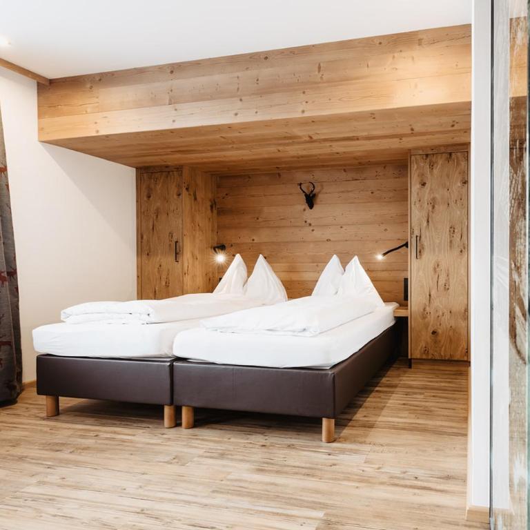 Embacher Sporthotel - Doppelzimmer mit eigenem Bad - 7