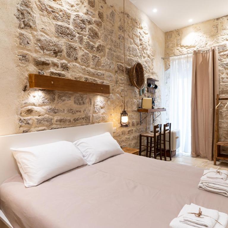 Suite Torre Arcobasso - Camera Matrimoniale Standard - 1