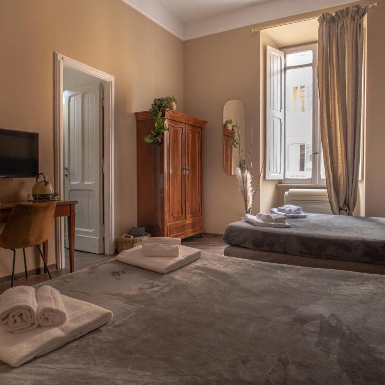 Mansio Gracchi Rooms - Rome City Center - Camera Quadrupla Deluxe - 5