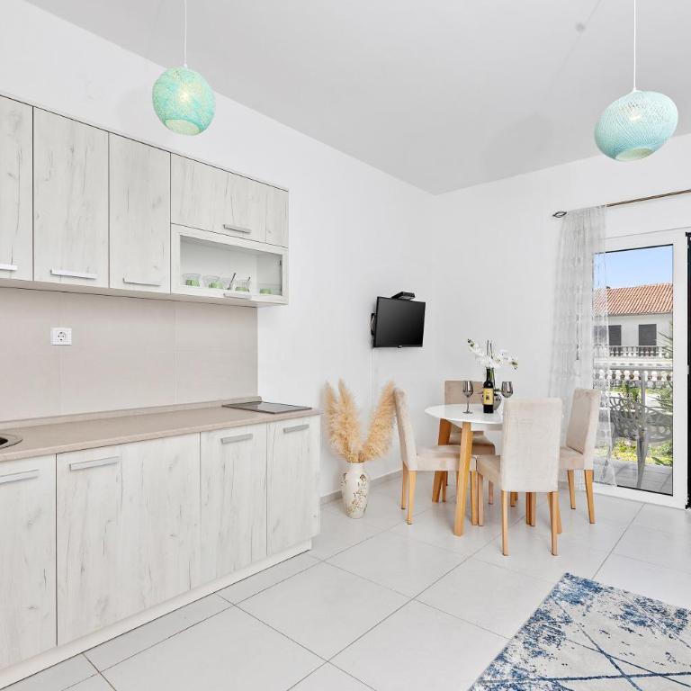 Apartments Stetonn - Apartment - Ground Floor - 14