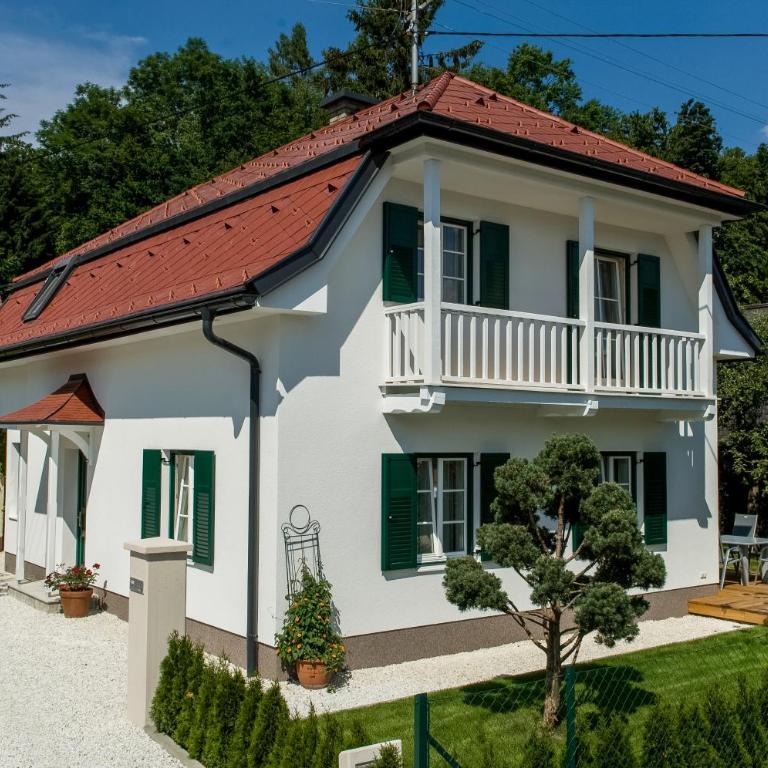 Ferienhaus Kleine Gartenvilla - Haus mit 3 Schlafzimmern - 1