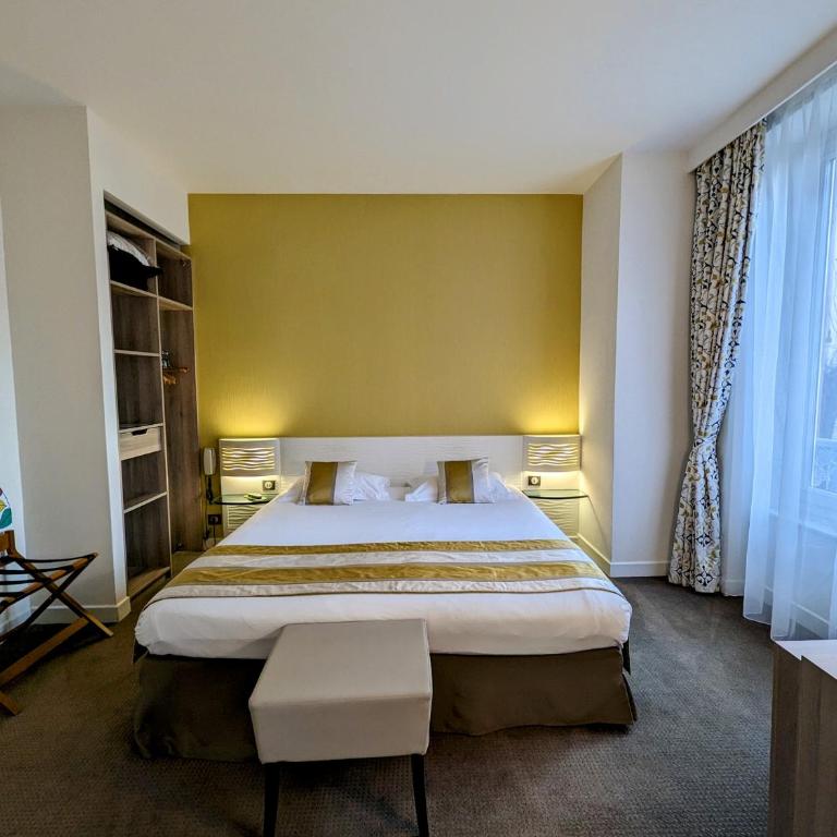 HOTEL ARVERNA VICHY - ClT'HOTEL - Chambre Double Supérieure Confort avec 1 Lit de 180 cm - 19